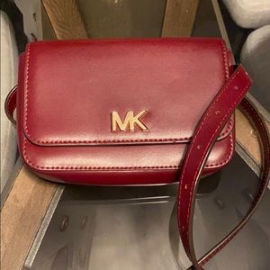 Beautiful Mikael kors small bag
